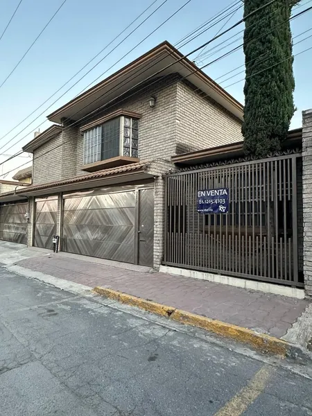 Casa en venta · Villas de Anáhuac, San Nicolás de los Garza, Nuevo León