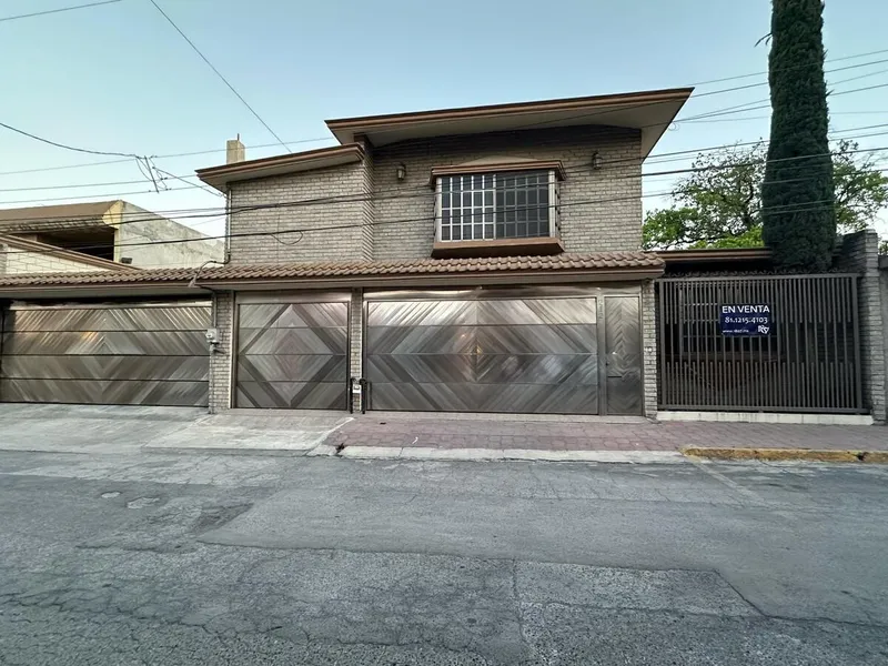 Casa en venta · Villas de Anáhuac, San Nicolás de los Garza, Nuevo León