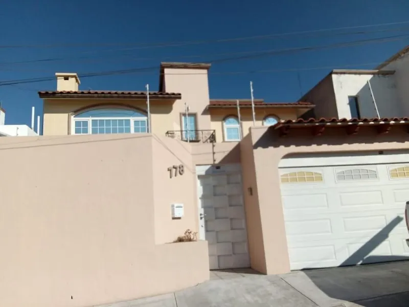 Casa en venta · Juriquilla, Santiago de Querétaro, Querétaro