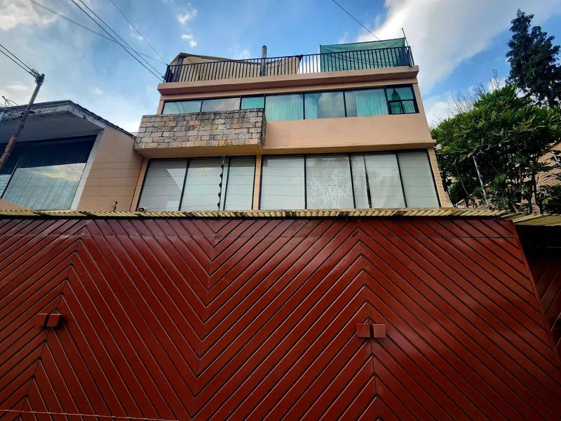 Casa en venta · Lomas de Tecamachalco, Naucalpan de Juárez, Estado de México