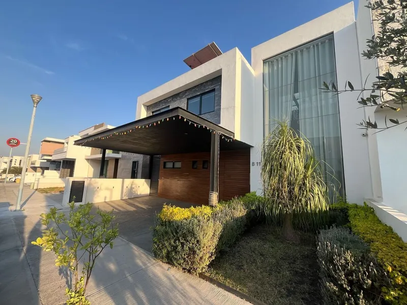 Casa en venta · Misión San Jerónimo, Santiago de Querétaro, Querétaro Casa en venta · Misión San Jerónimo, Santiago de Querétaro, Querétaro