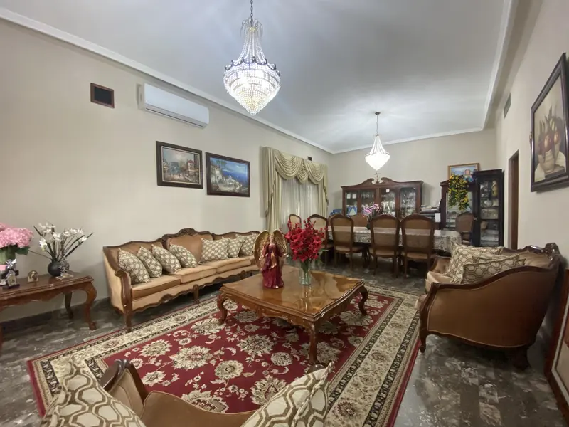 Casa en venta · Contry la Silla, Guadalupe, Nuevo León