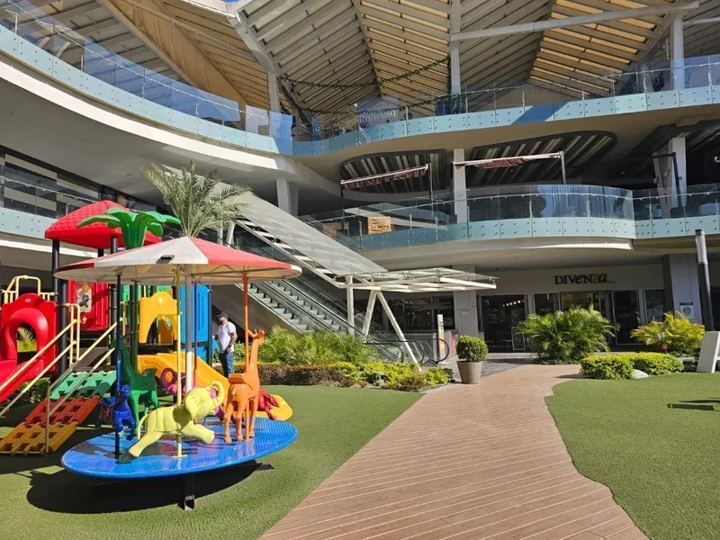 Comercio en alquiler · Del Valle, San Pedro Garza García, Nuevo León