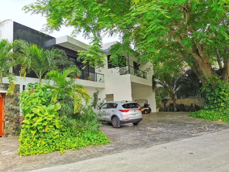 Casa en venta · Club de Golf La Ceiba, Mérida, Yucatán
