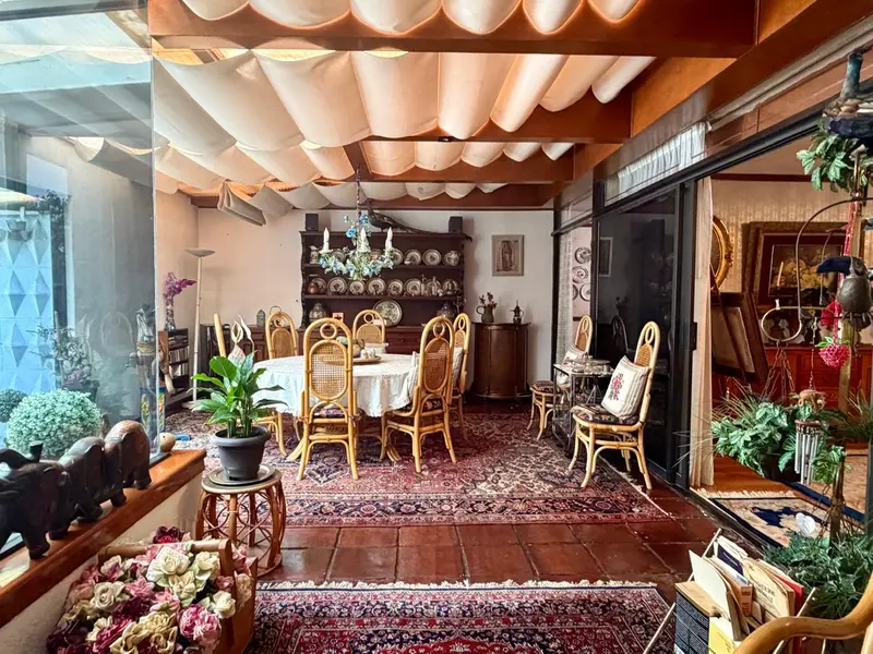 8.patio.jpg