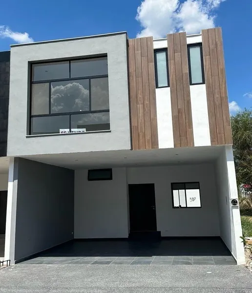 Casa en venta · Altares Residencial, Santiago, Nuevo León