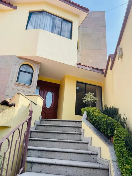 Casa en venta · Atizapán de Zaragoza, Estado de México Casa en venta · Atizapán de Zaragoza, Estado de México