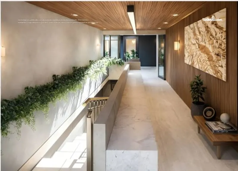 bretaña lobby.JPG