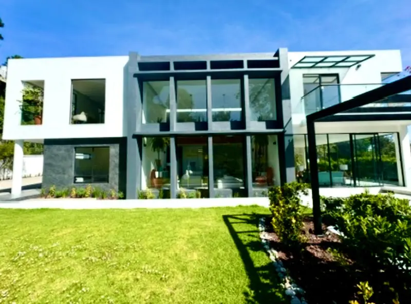 Casa en venta · Bosque de las Lomas, Miguel Hidalgo, Ciudad de México Casa en venta · Bosque de las Lomas, Miguel Hidalgo, Ciudad de México