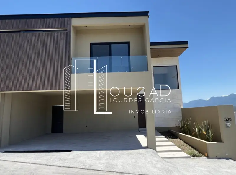Casa en venta · El Uro, Monterrey, Nuevo León
