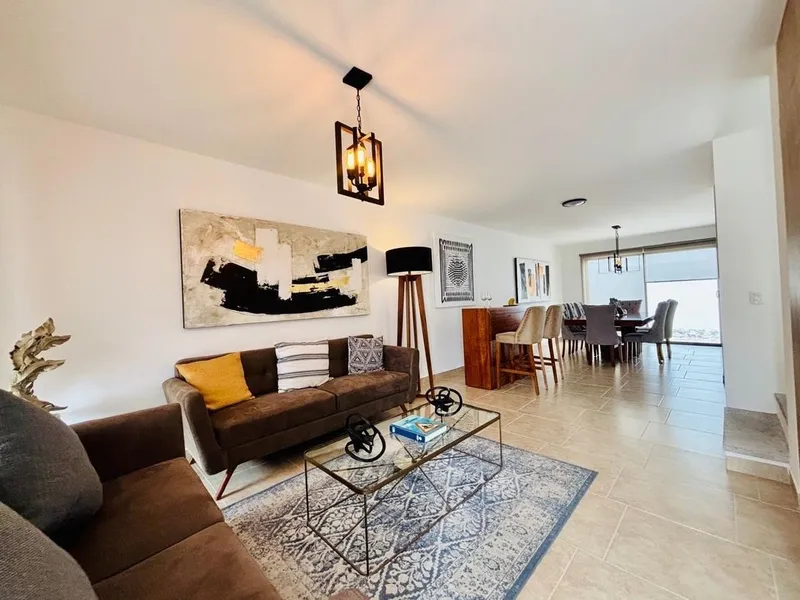 Casa en venta · Residencial el Refugio, Santiago de Querétaro, Querétaro Casa en venta · Residencial el Refugio, Santiago de Querétaro, Querétaro