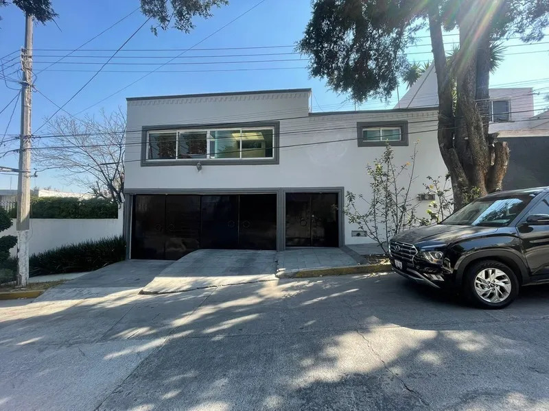 Casa en venta · Lomas de Tecamachalco, Naucalpan de Juárez, Estado de México Casa en venta · Lomas de Tecamachalco, Naucalpan de Juárez, Estado de México