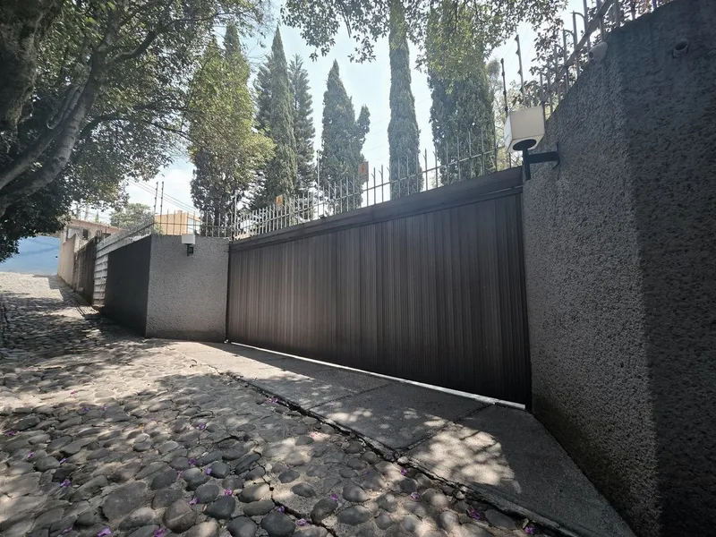 Casa en venta · San Jerónimo Lídice, La Magdalena Contreras, Ciudad de México Casa en venta · San Jerónimo Lídice, La Magdalena Contreras, Ciudad de México