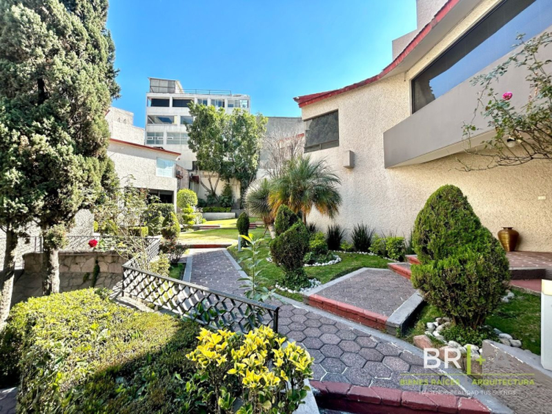 Casa en venta · Lomas de Tecamachalco, Naucalpan de Juárez, Estado de México