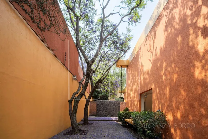 Casa en venta · Lomas Hipódromo, Naucalpan de Juárez, Estado de México Casa en venta · Lomas Hipódromo, Naucalpan de Juárez, Estado de México